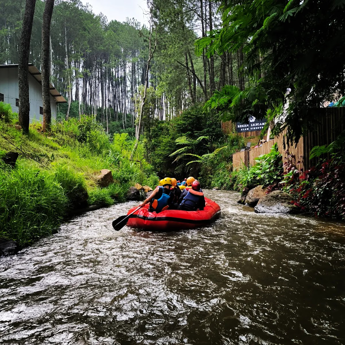 Paket Wisata Pangalengan: Gabungan Seru Rafting, Villa, dan Camping dalam Satu Hari!